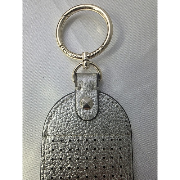 Henri Bendel Influencer Bag Tag Pin Charm Holder - Picture 5 of 7